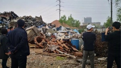 危废管不好  三吨就坐牢